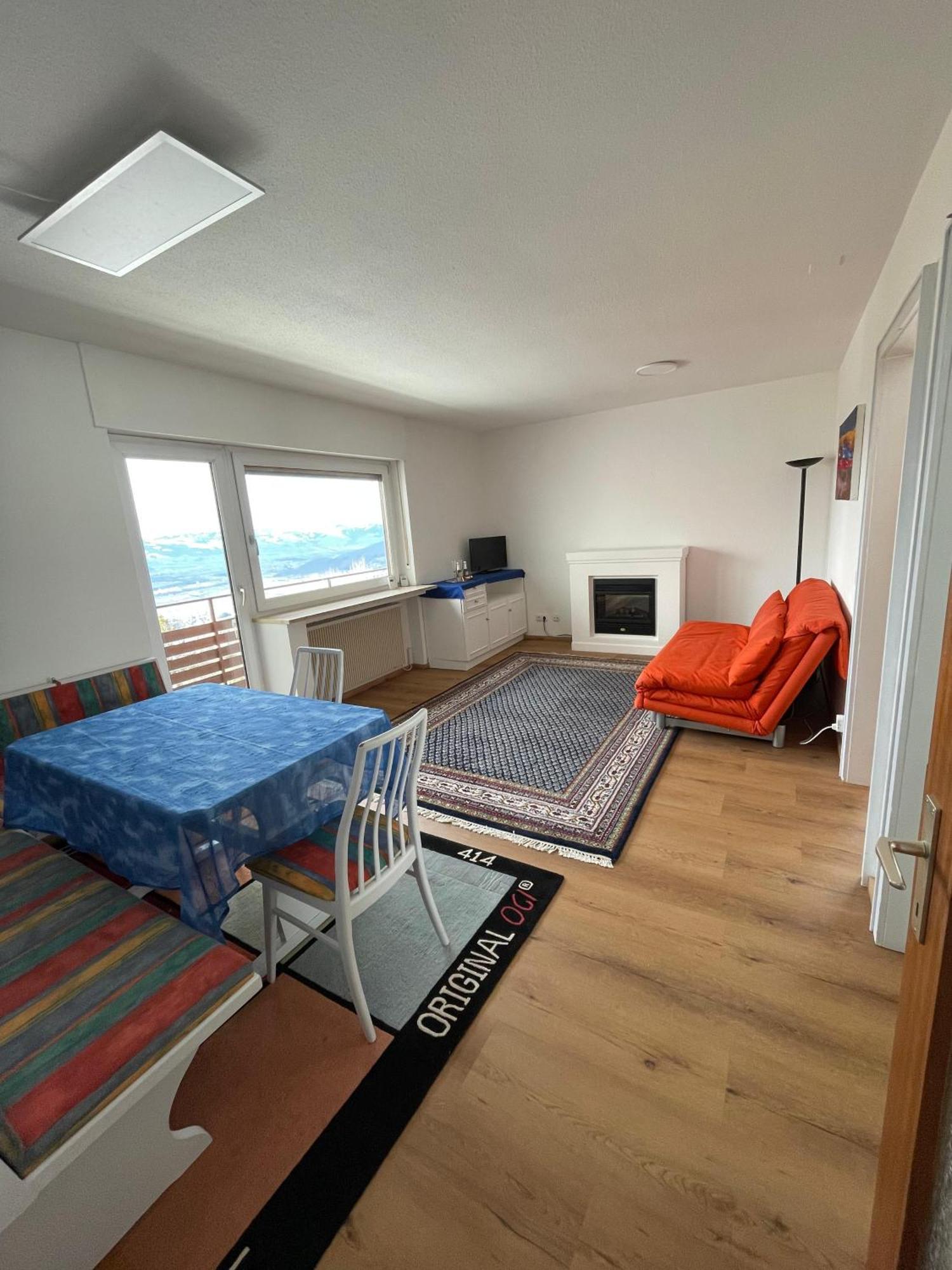 Gemuetliche Wohnung Mit Talblick Batschuns Luaran gambar